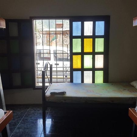 Hospedaje Dannita B&B Jipijapa Ngoại thất bức ảnh