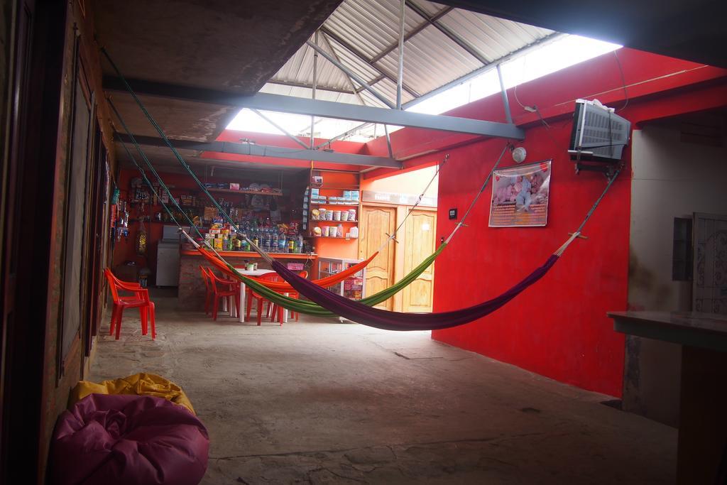 Hospedaje Dannita B&B Jipijapa Ngoại thất bức ảnh